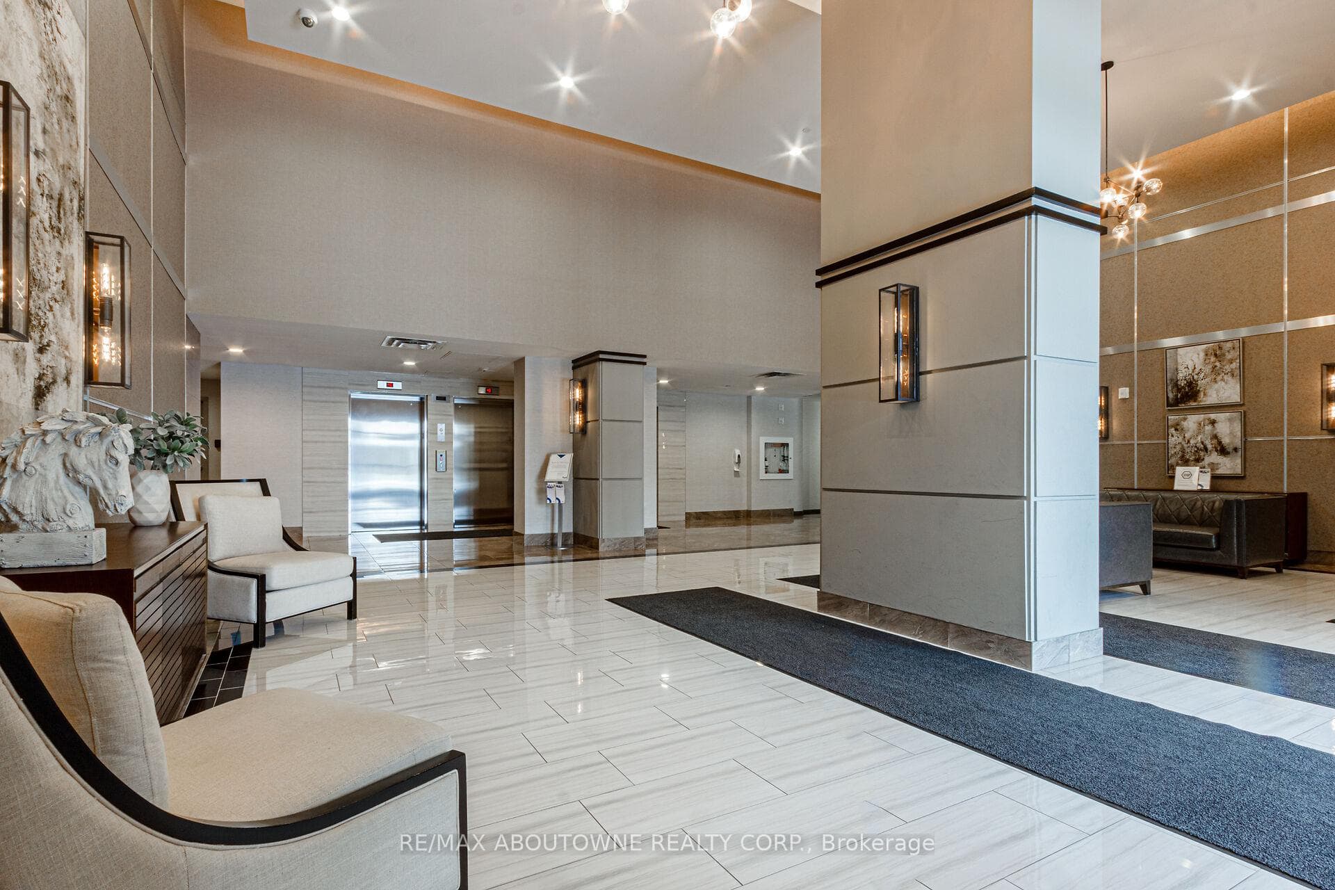 2486 Old Bronte Road Unit 703 photo 30