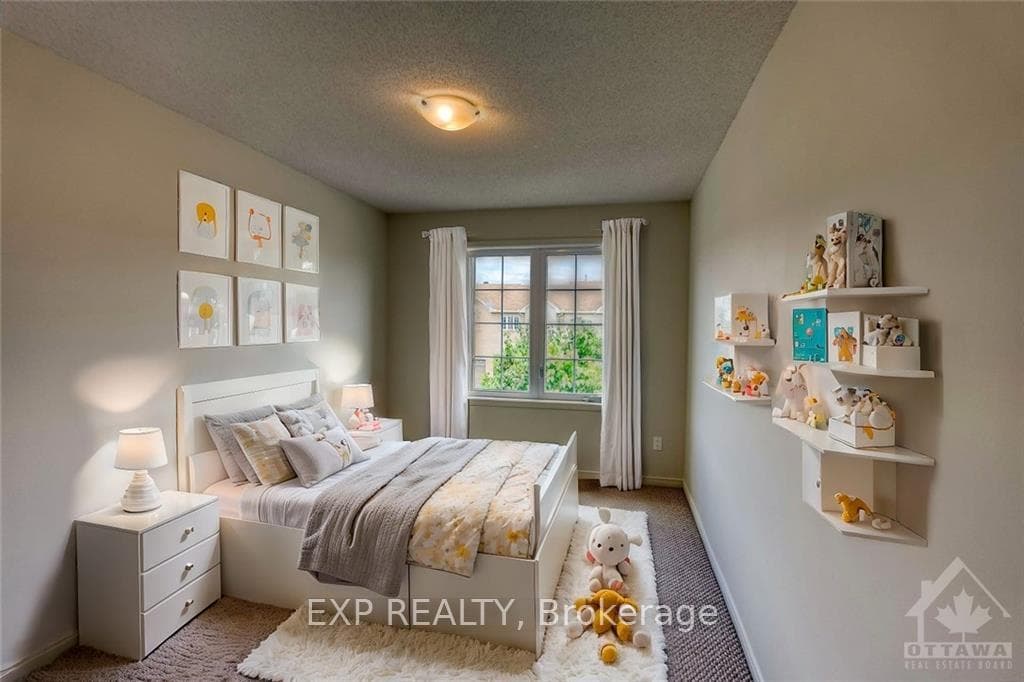 215 MACOUN Circle photo 13