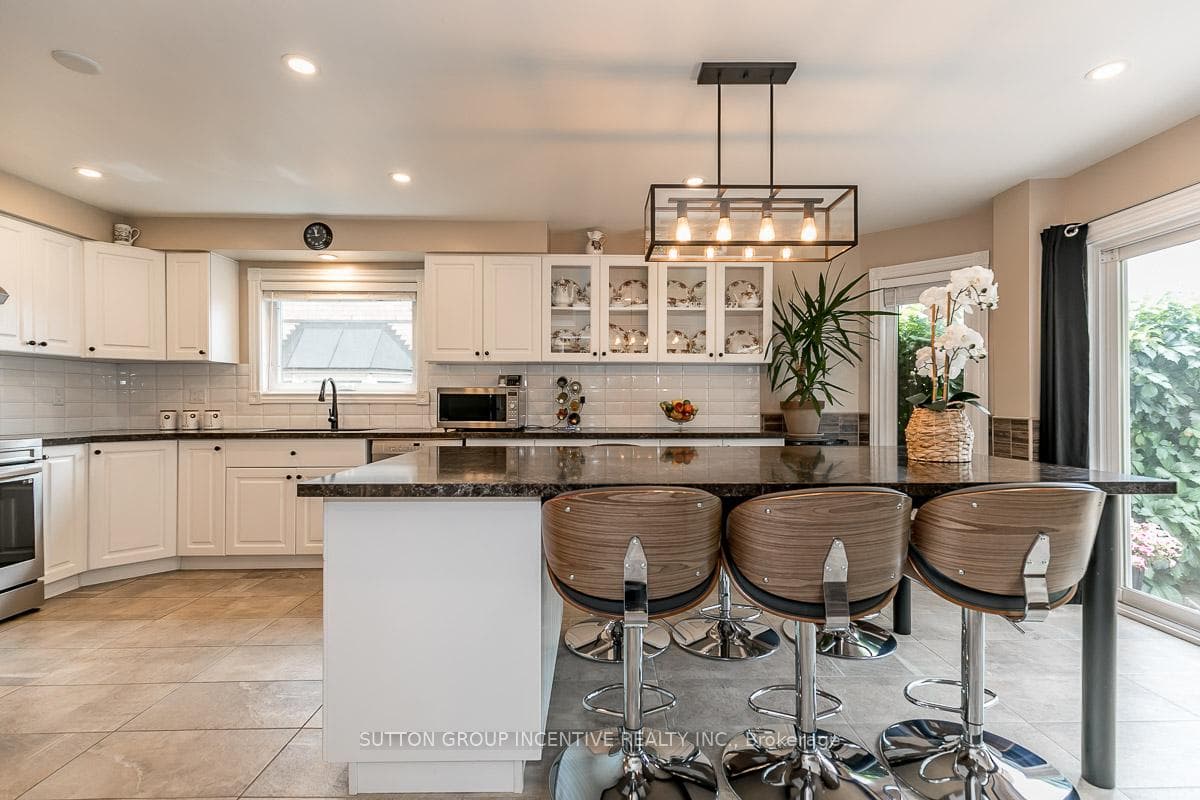 89 Cityview Circle photo 15