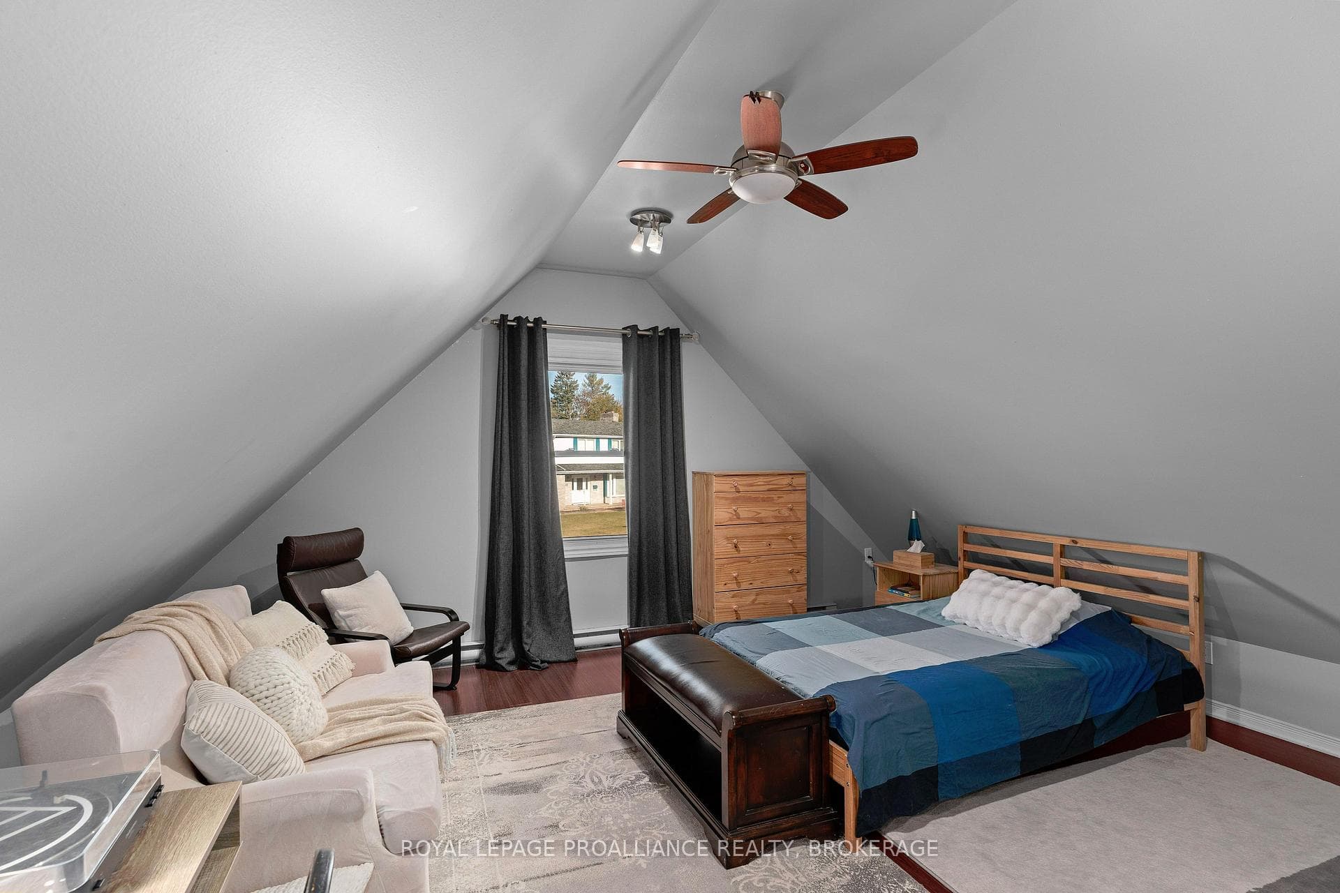 953 Alpine Court photo 26