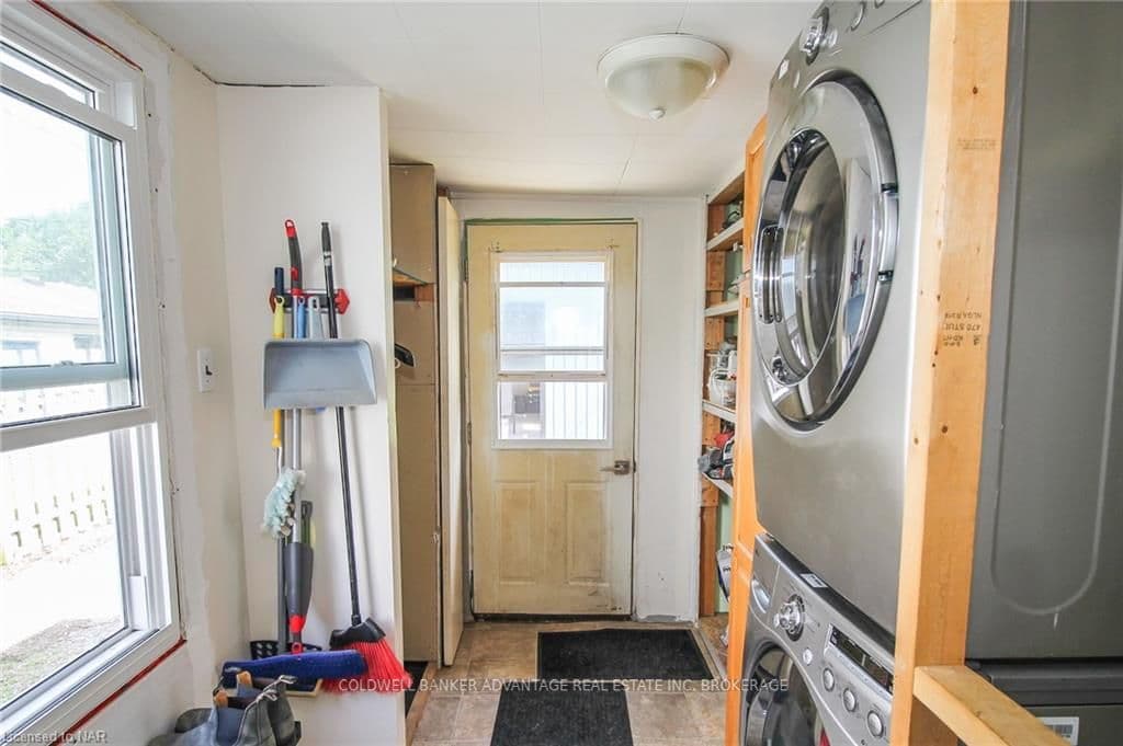 28 AJAX Avenue photo 29