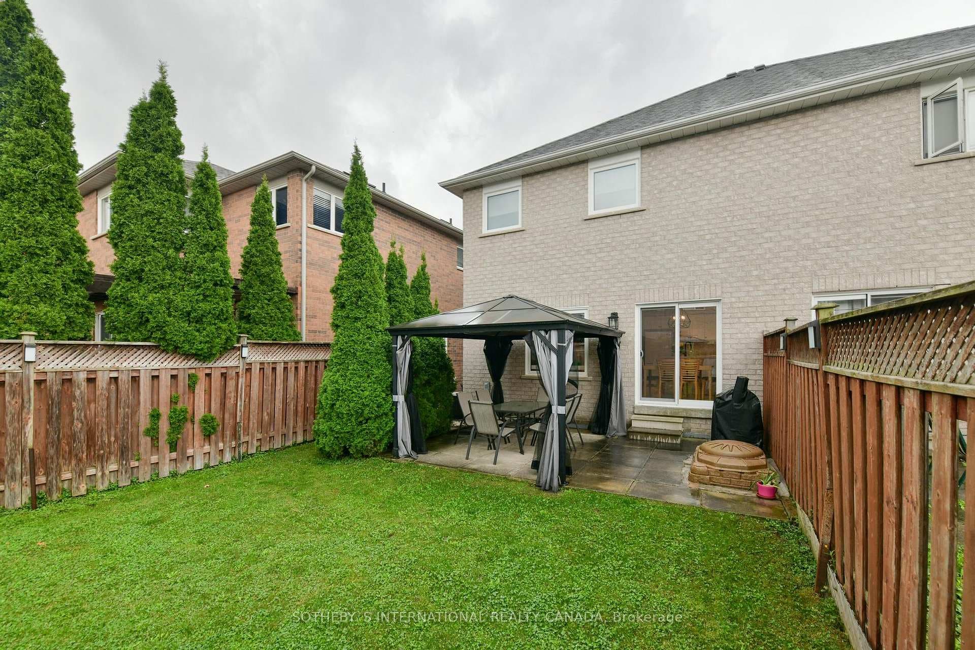 22 Laura Sabrina Drive photo 33