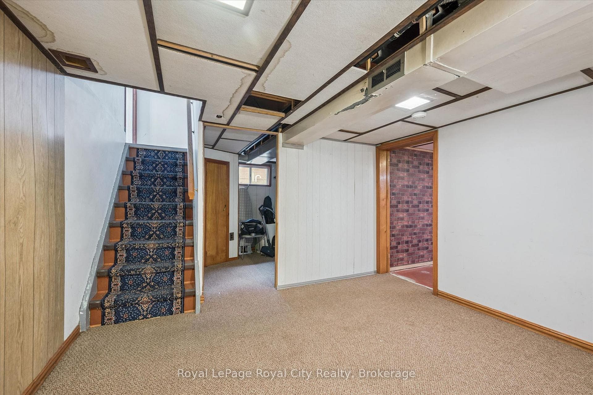 87 Cassino Avenue photo 24