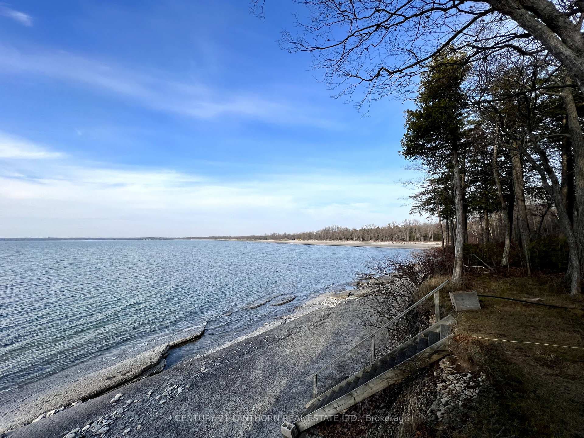 240 Salmon Point Road photo 2