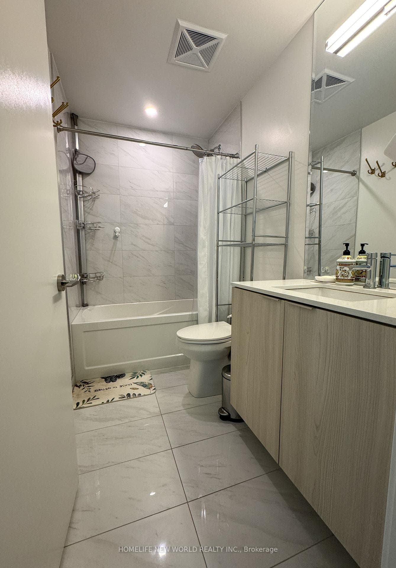 15 Queens Quay Unit 2402 photo 15