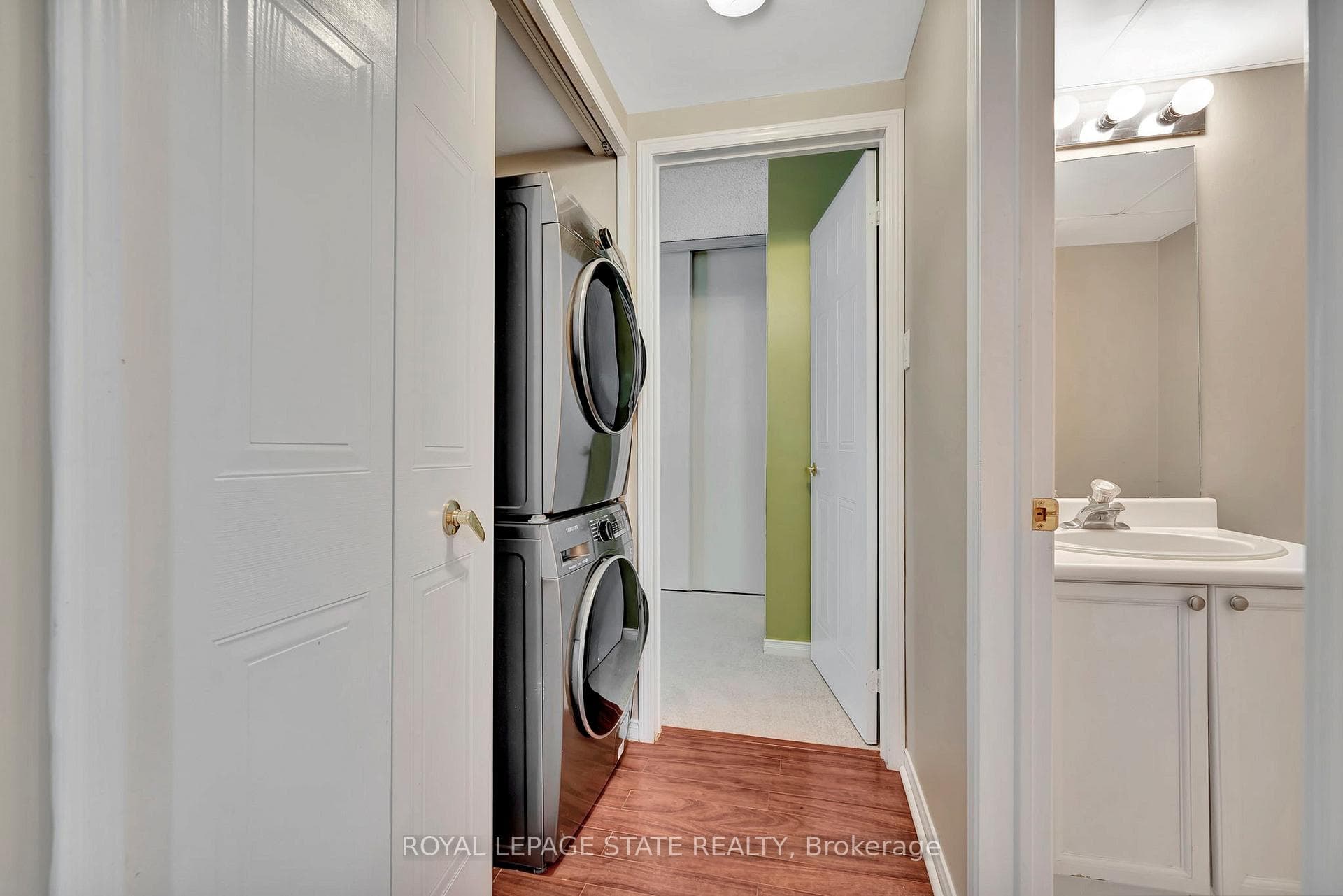500 Silverbirch Boulevard Unit 101 photo 24