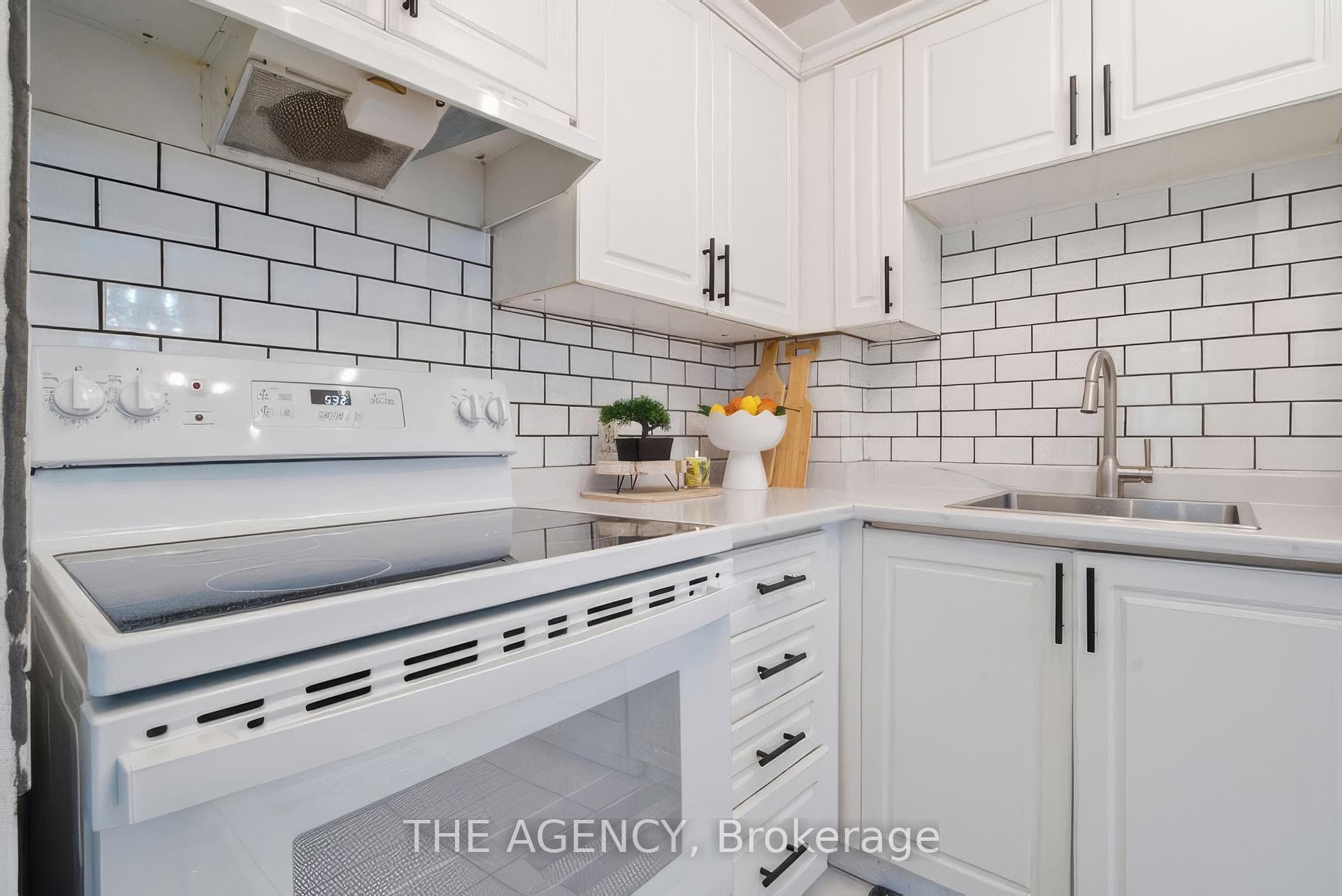 640 Grey Street Unit 206 photo 8
