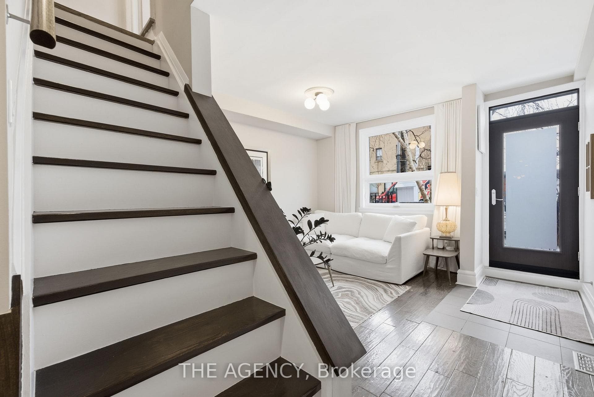 36 Mansfield Avenue photo 4