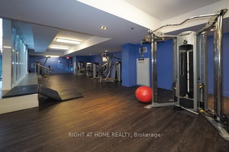 36 Lisgar Street Unit 831W photo 8