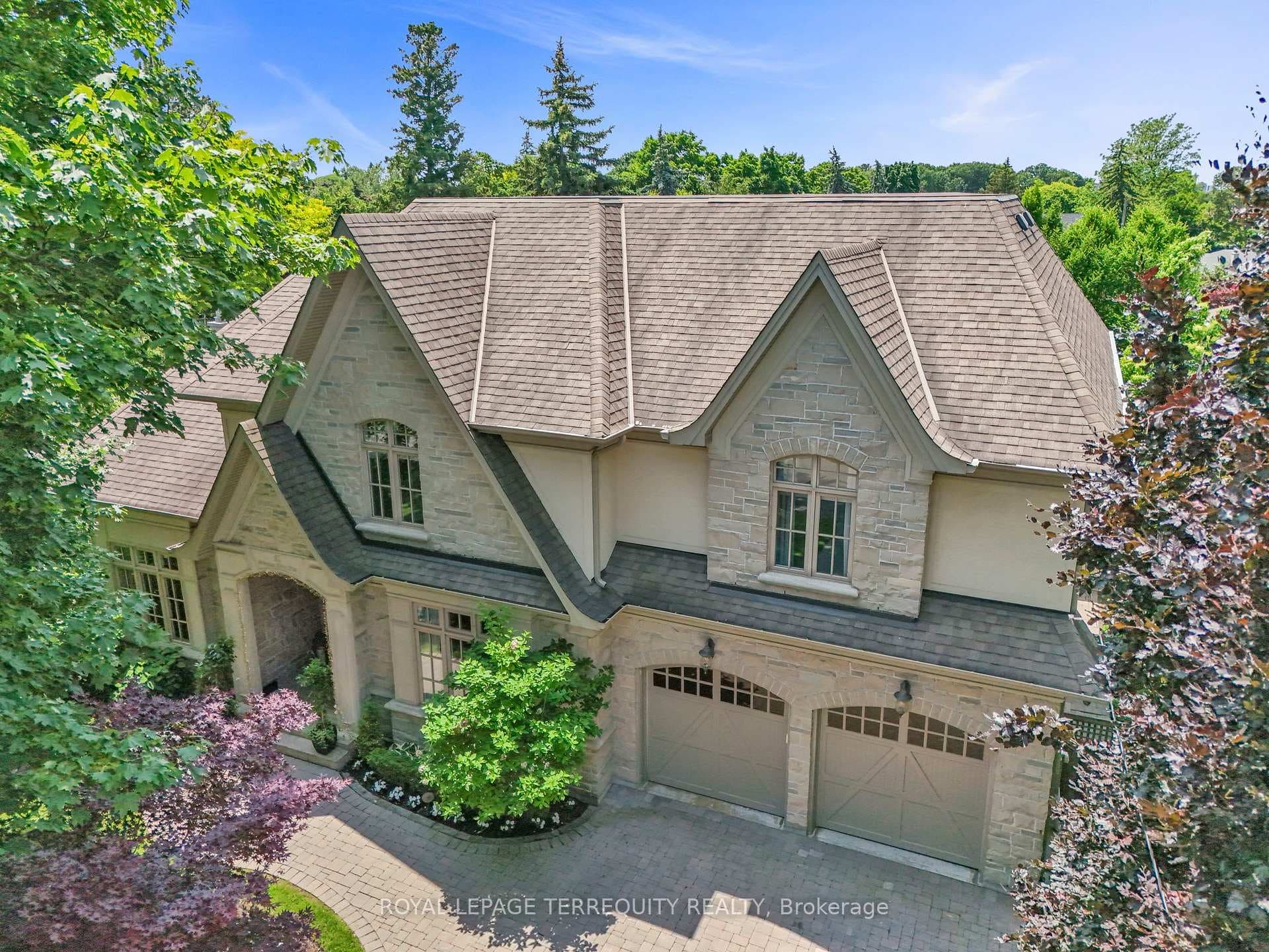 61 Princess Anne Crescent photo 3