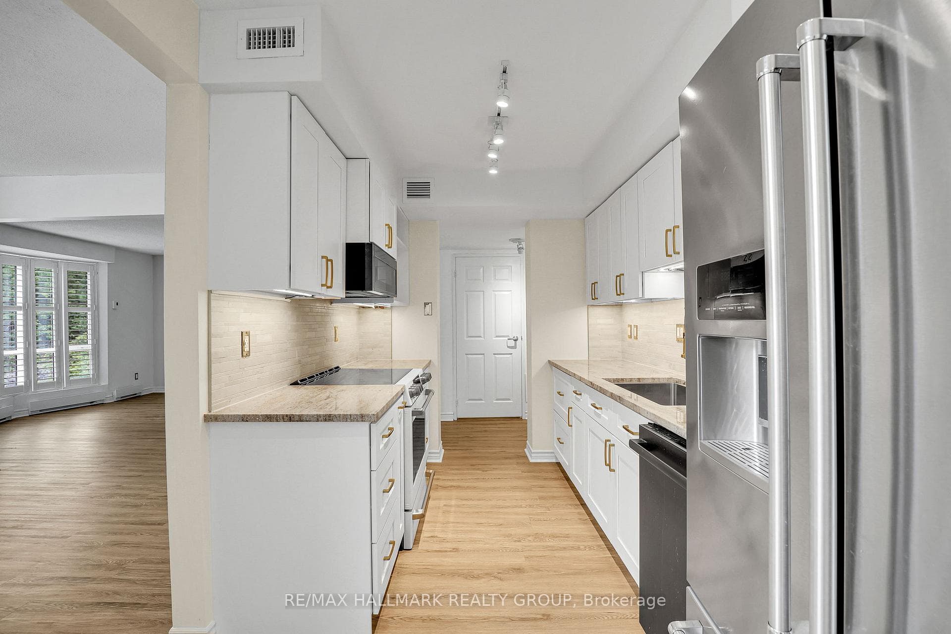 330 Centrum Boulevard Unit 511 photo 11