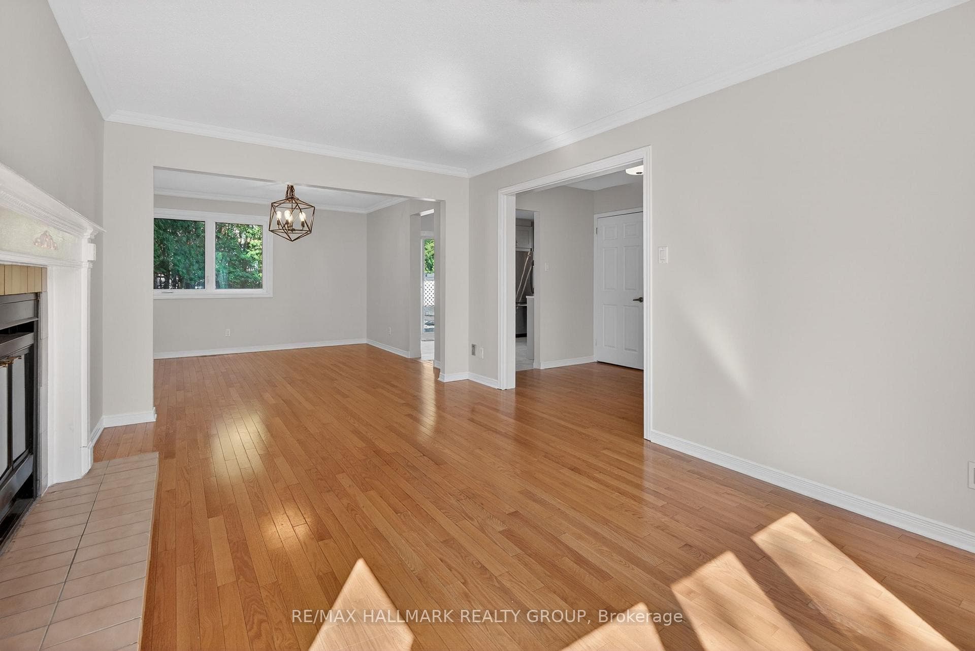 463 Princess Louise Drive photo 8