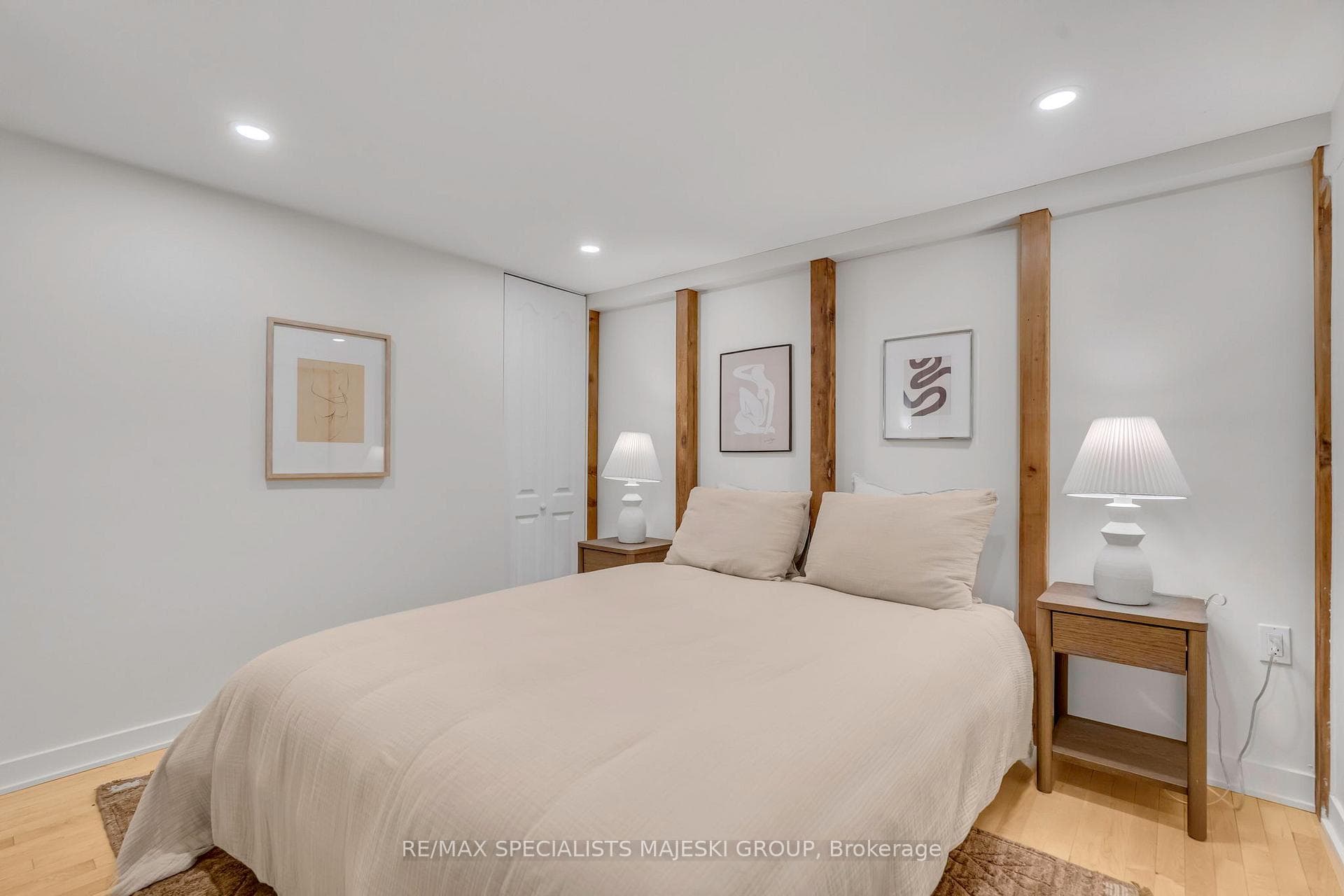 21 Nassau Street Unit 206 photo 27