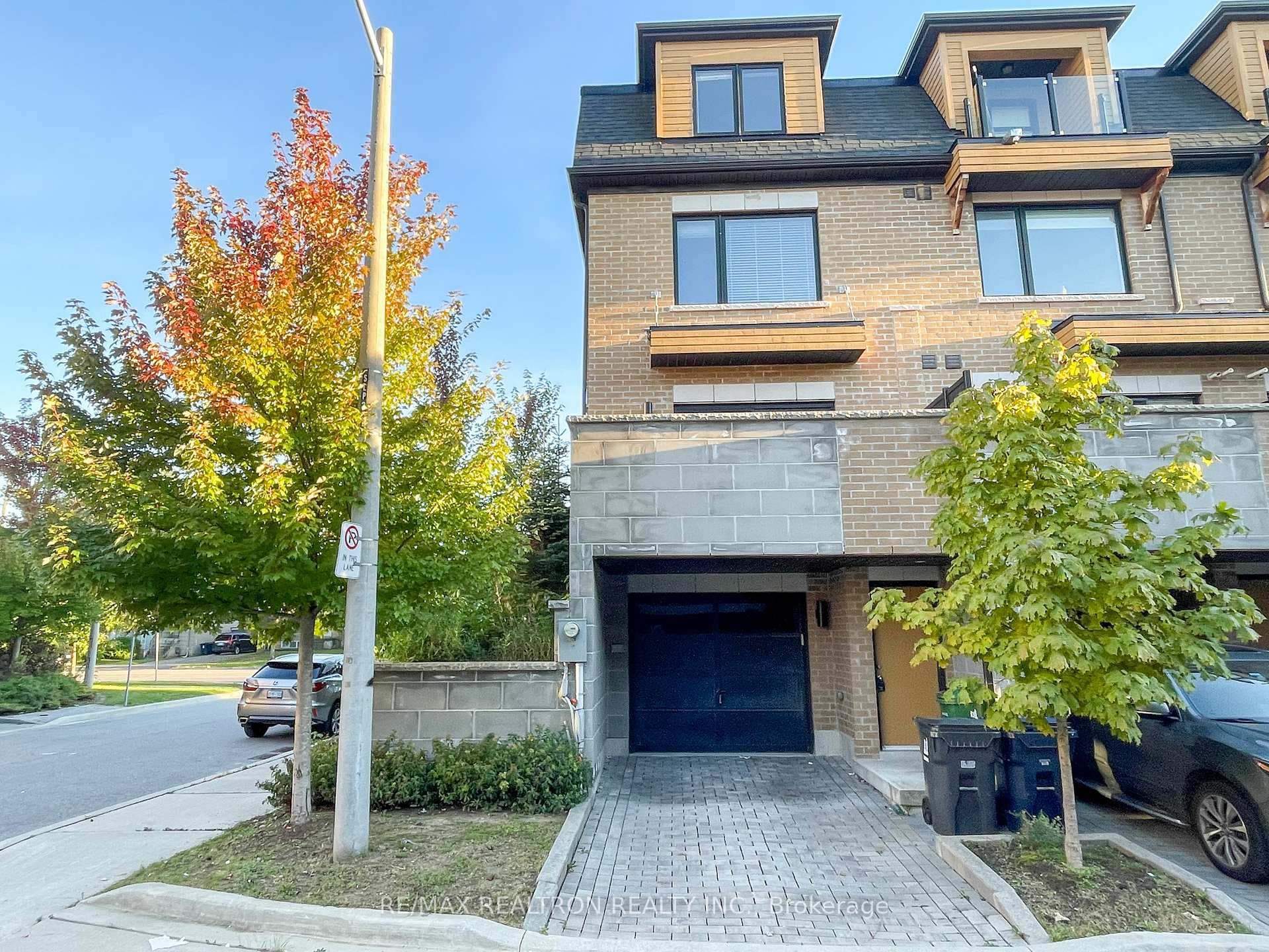 254 Finch Avenue photo 29