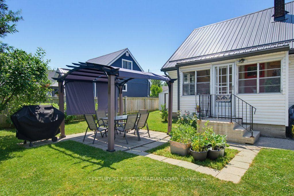 3 Parkside Drive photo 33
