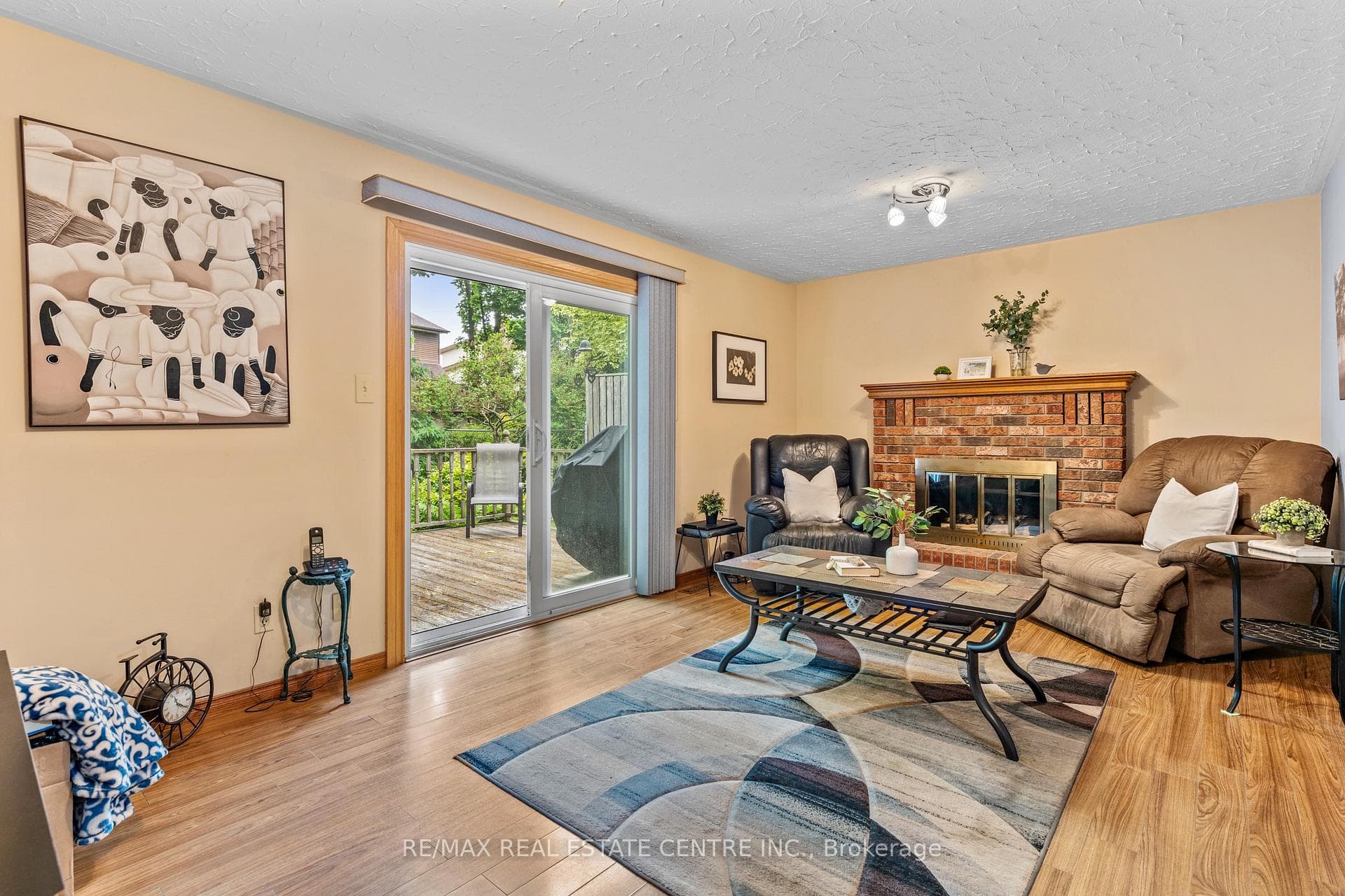 465 Bluestream Road photo 20