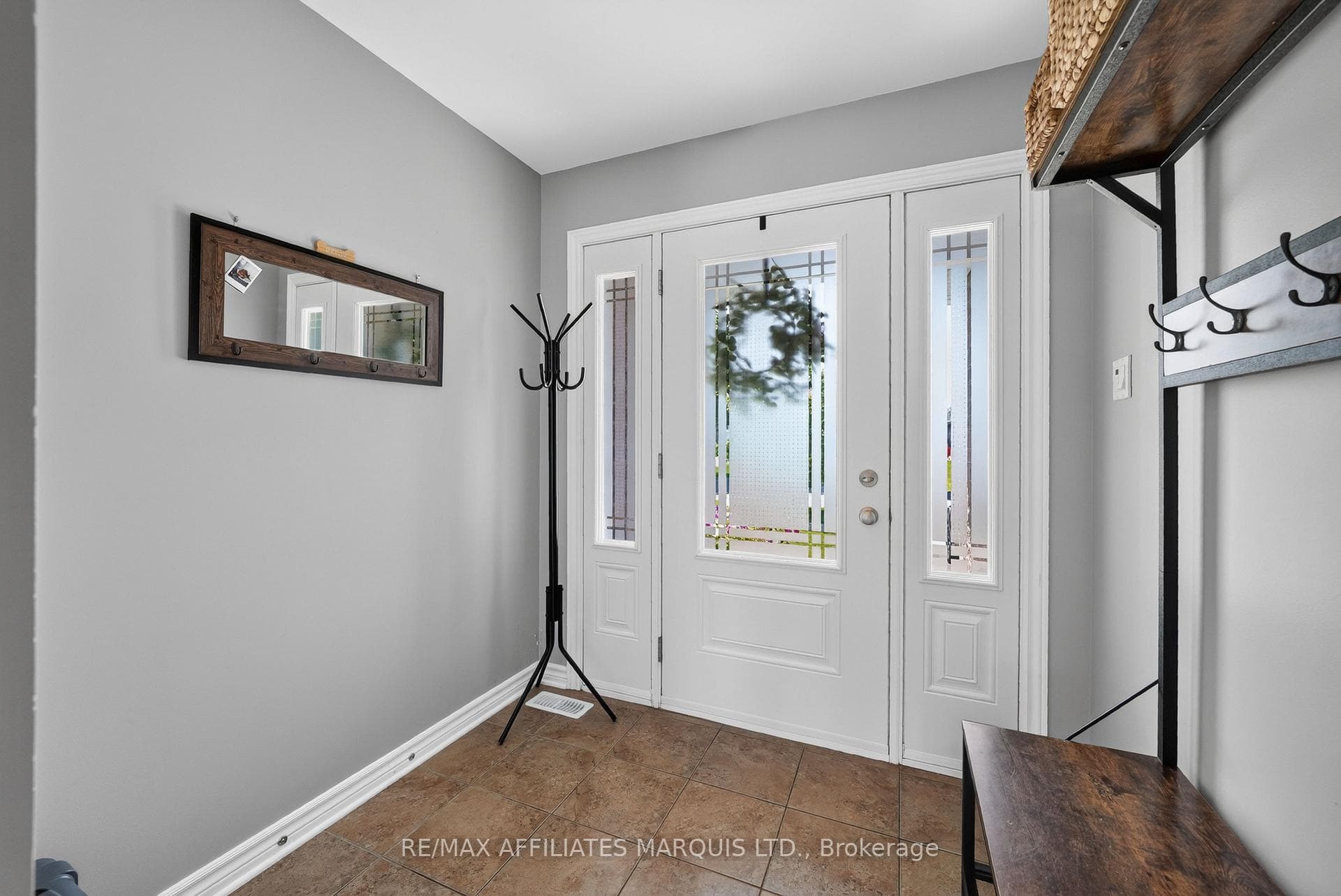 348 Glen Nora Drive photo 6