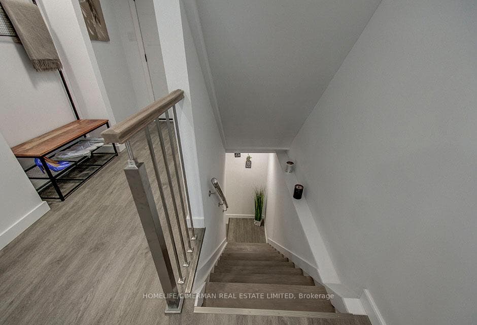 142 Churchland Drive photo 33