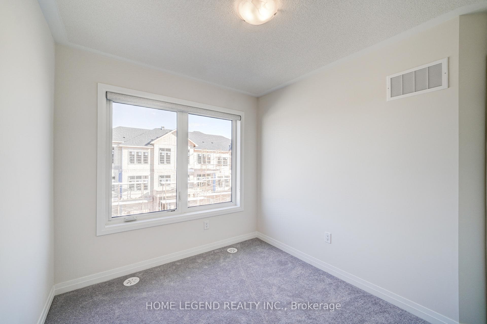 44 Sissons Way photo 11