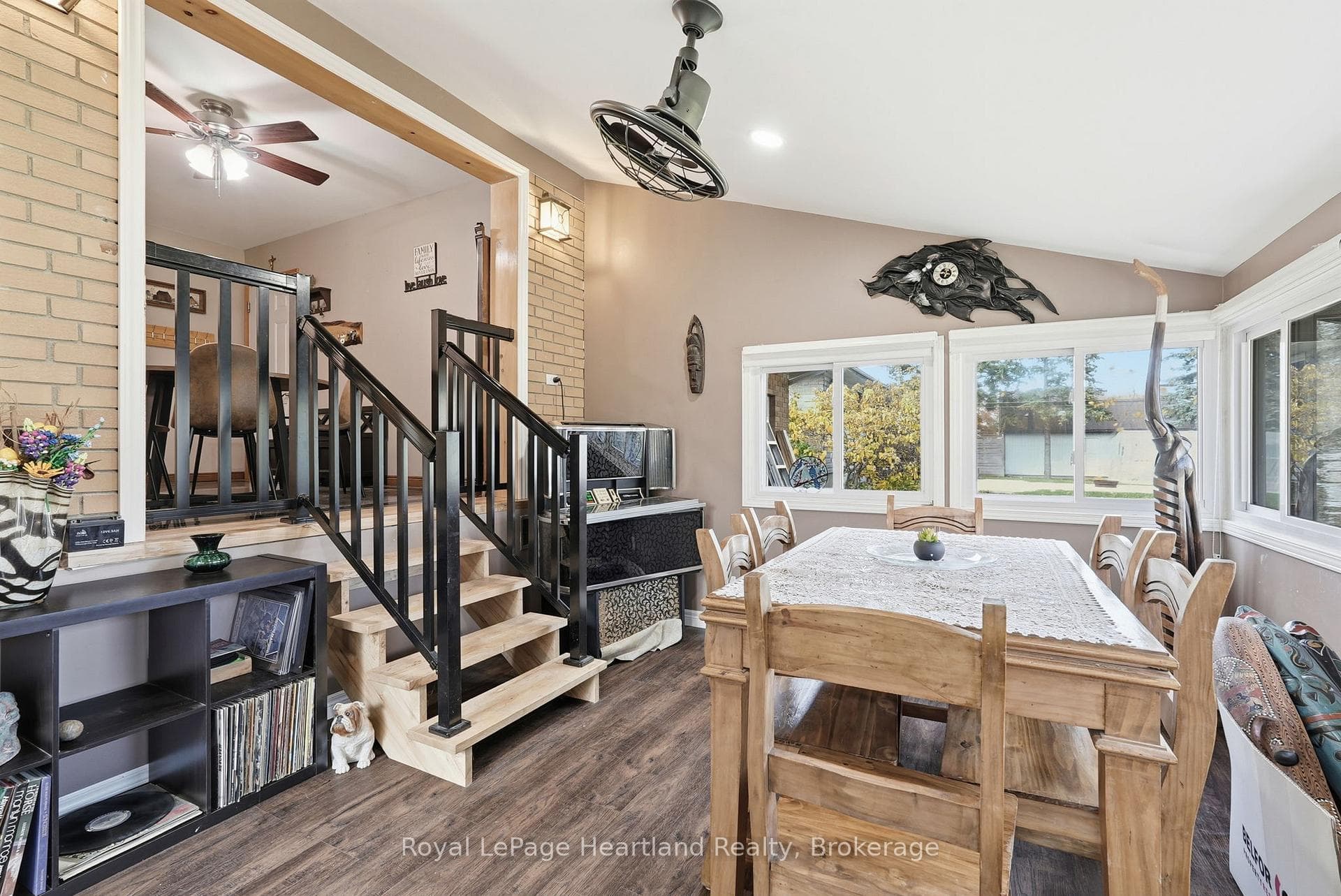 292 Wellington Street photo 12