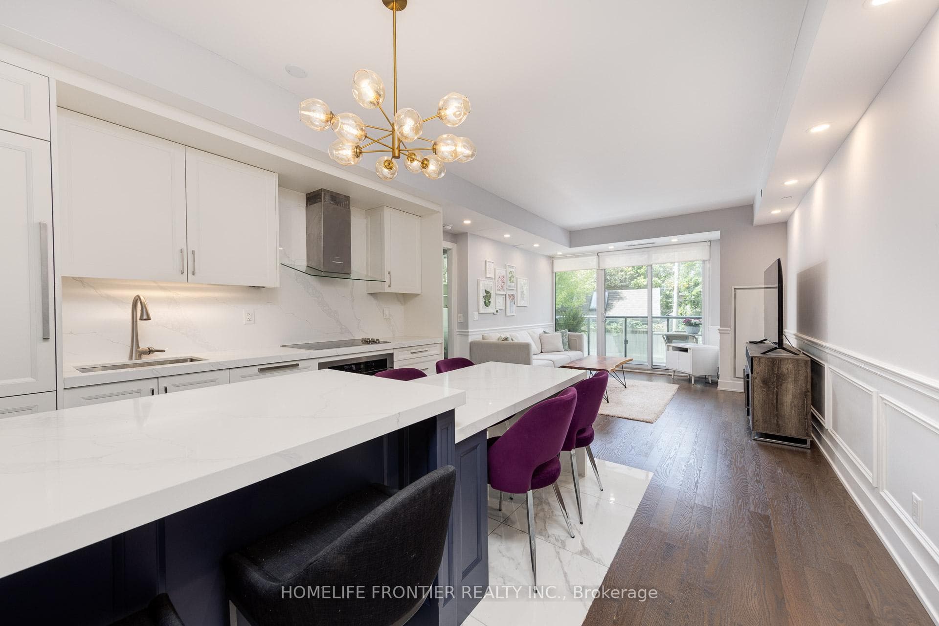 3018 Yonge Street Unit 201 photo 8
