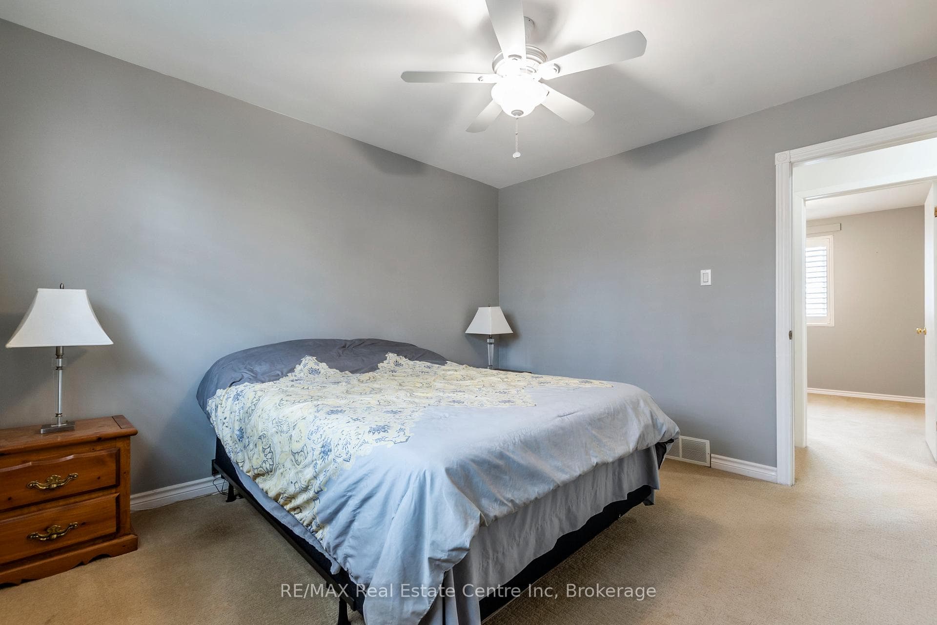 21 Bishop Court photo 12