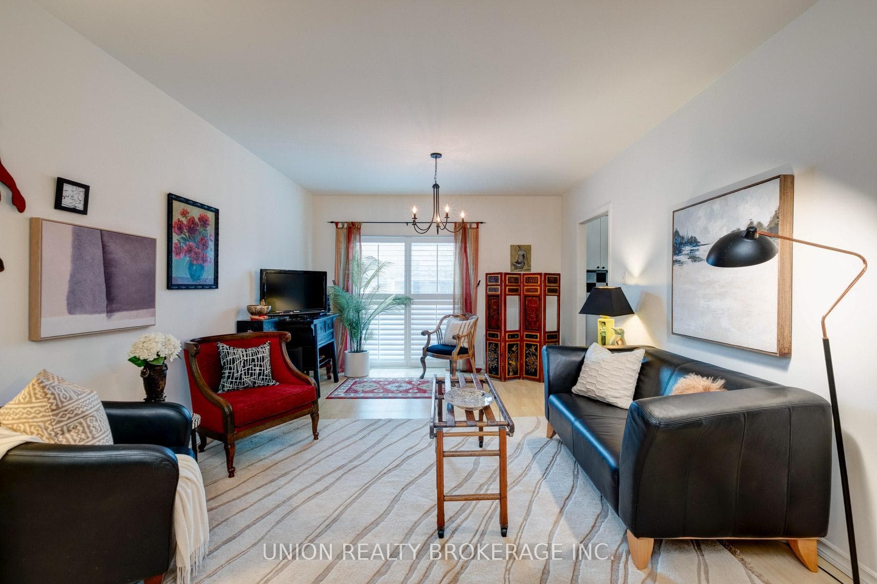 1715 Kingston Road Unit 102 photo 4