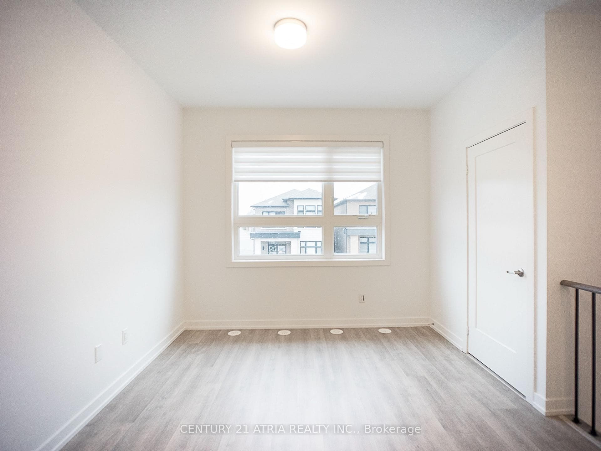 1 Sugarberry Avenue photo 7