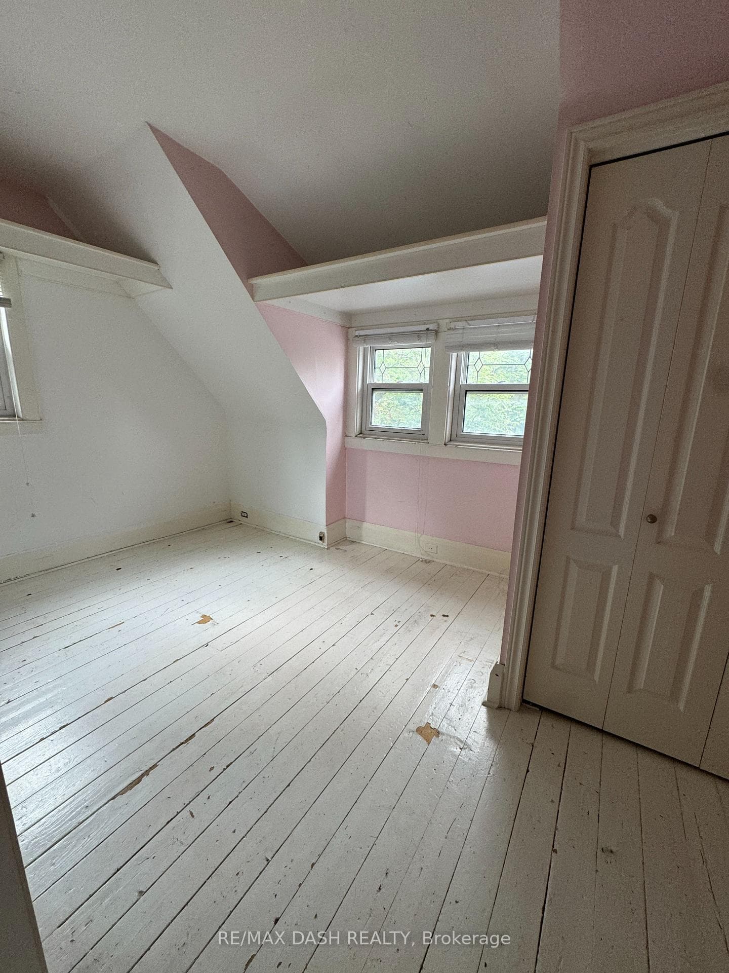 54 Galley Avenue Unit Upper photo 11