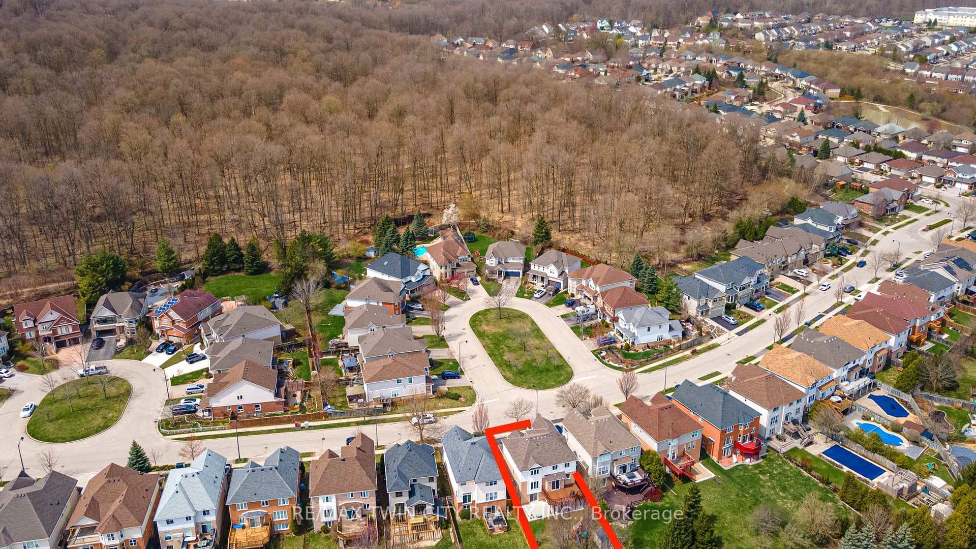 566 Winterburg Walk photo 48