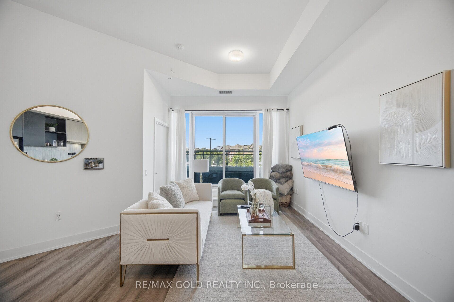 395 Dundas Street Unit 243 photo 9