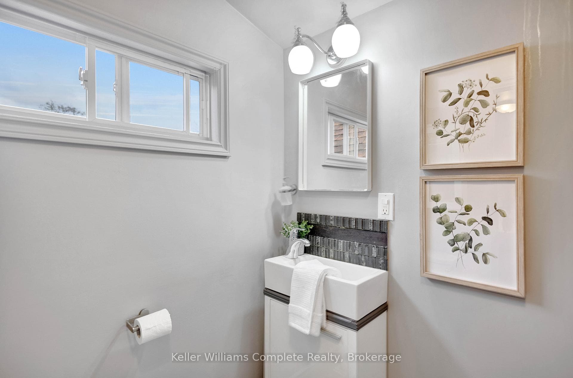 302 East 22nd Street photo 13