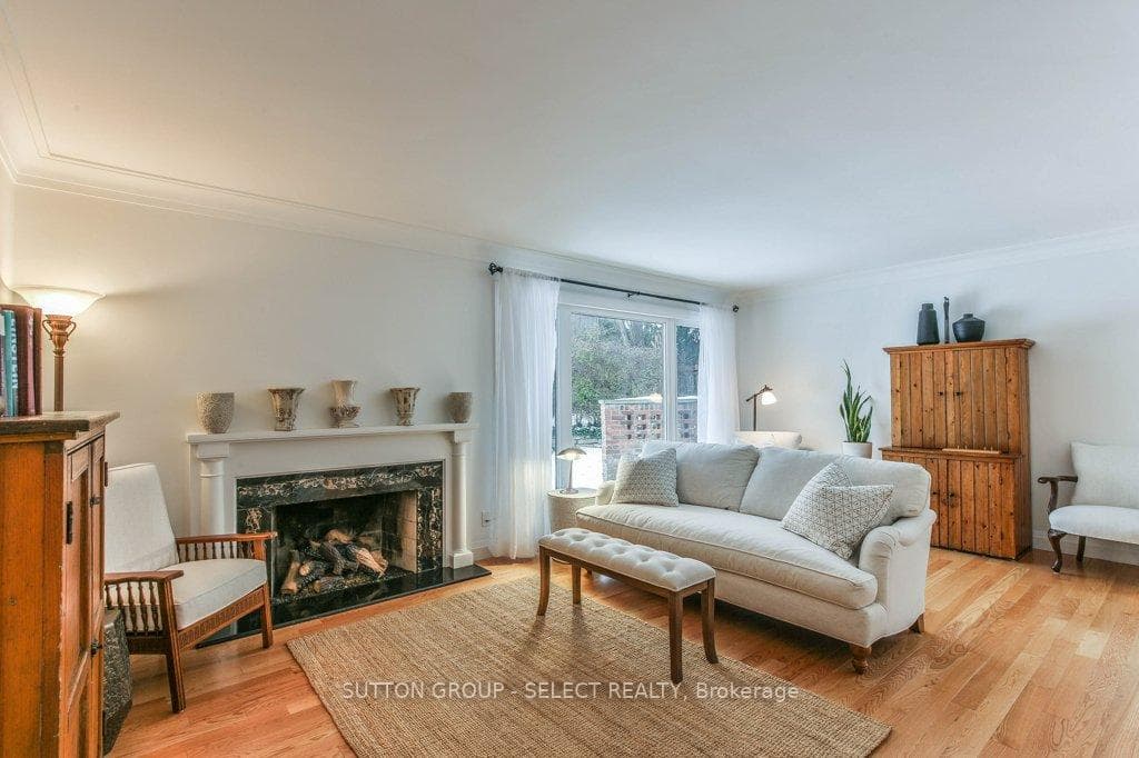 113 Hunt Club Drive photo 7