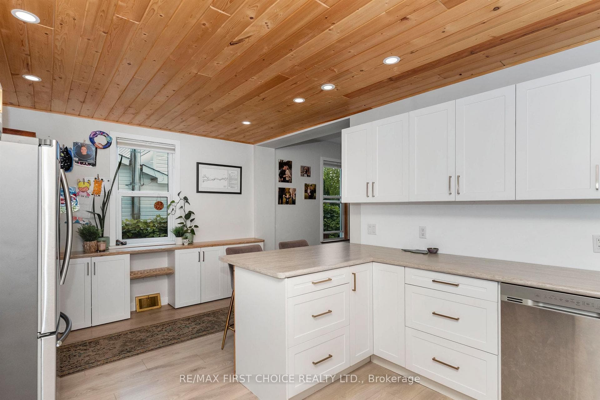 222 Wolseley Street photo 17