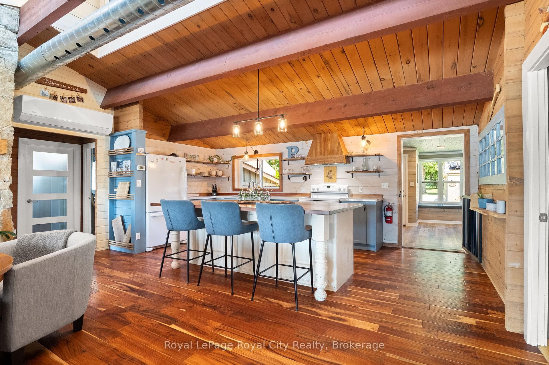 285 Mank Road photo 13