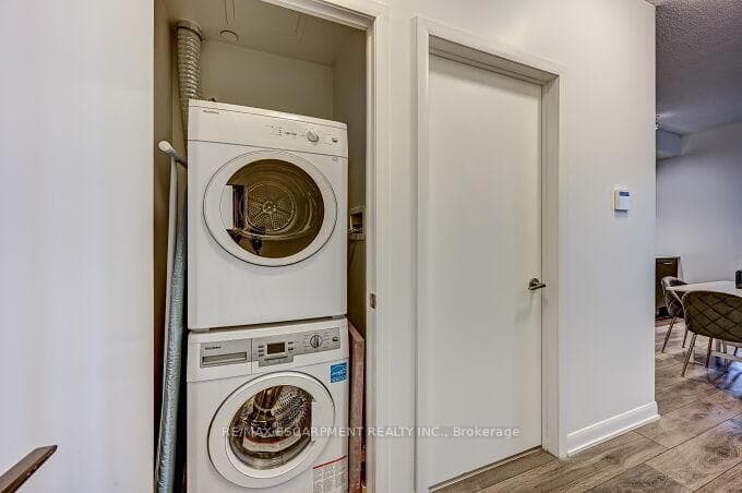 435 Richmond Street Unit 714 photo 25