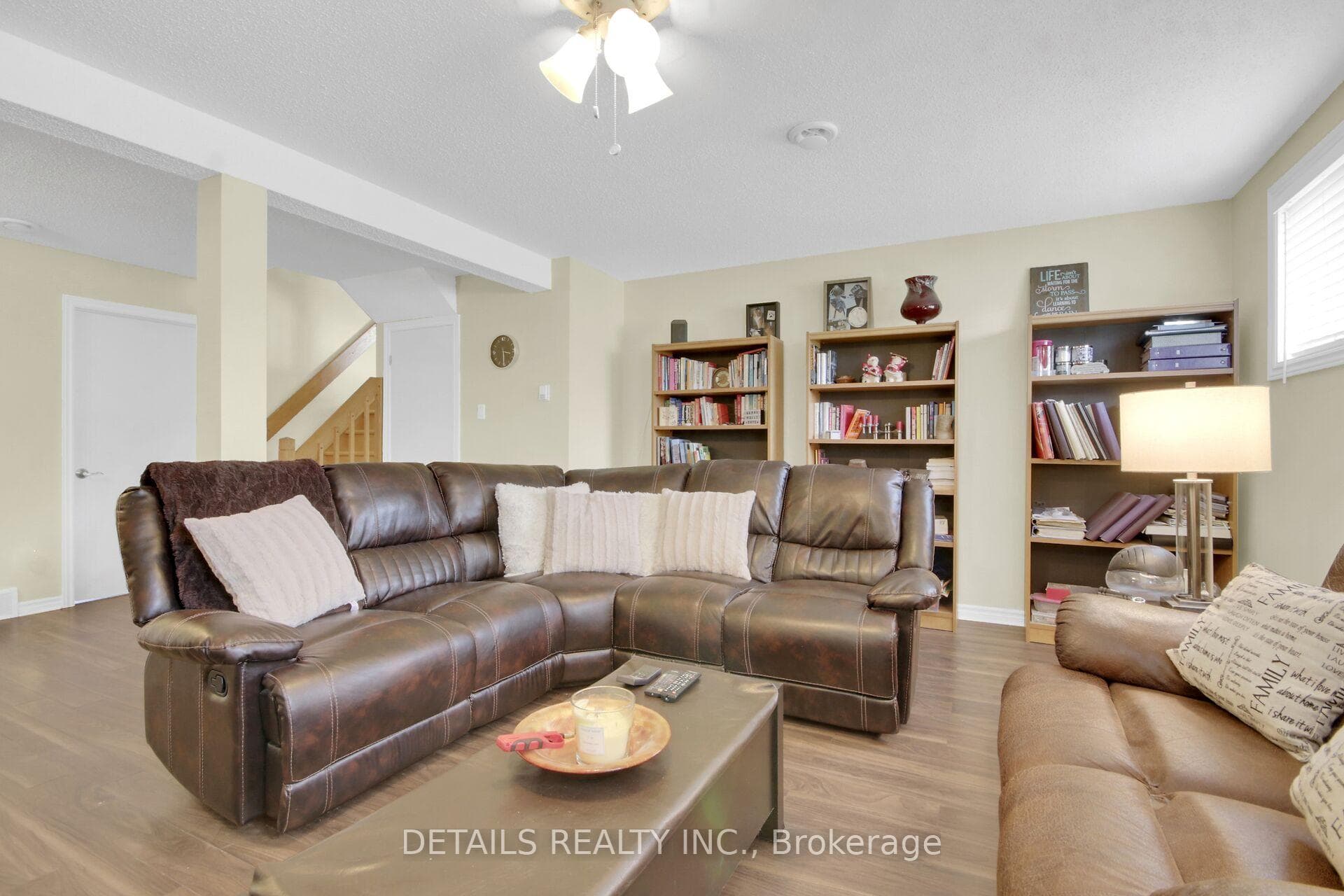 67 Lapointe Boulevard photo 32