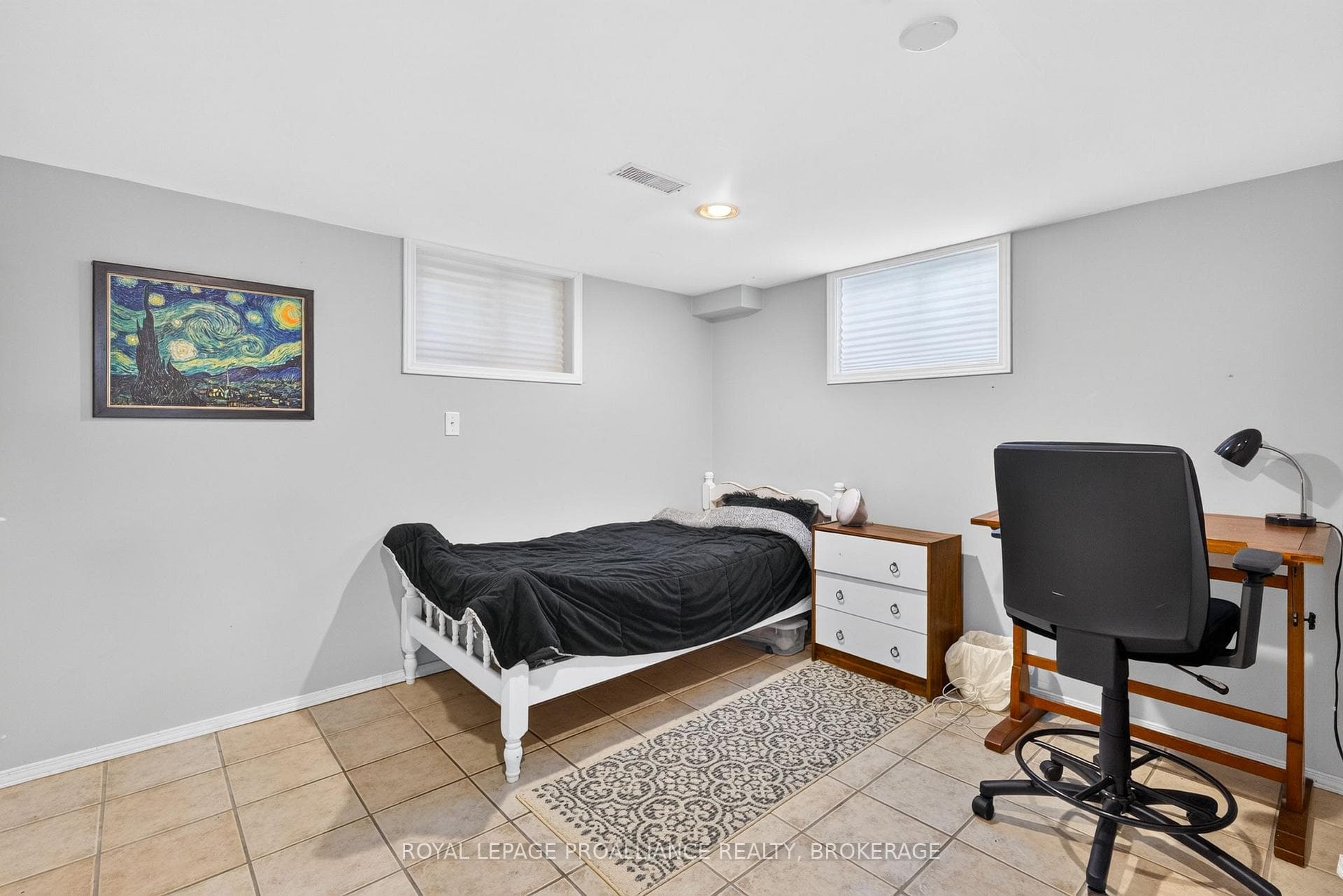 24 Balmoral Court photo 34