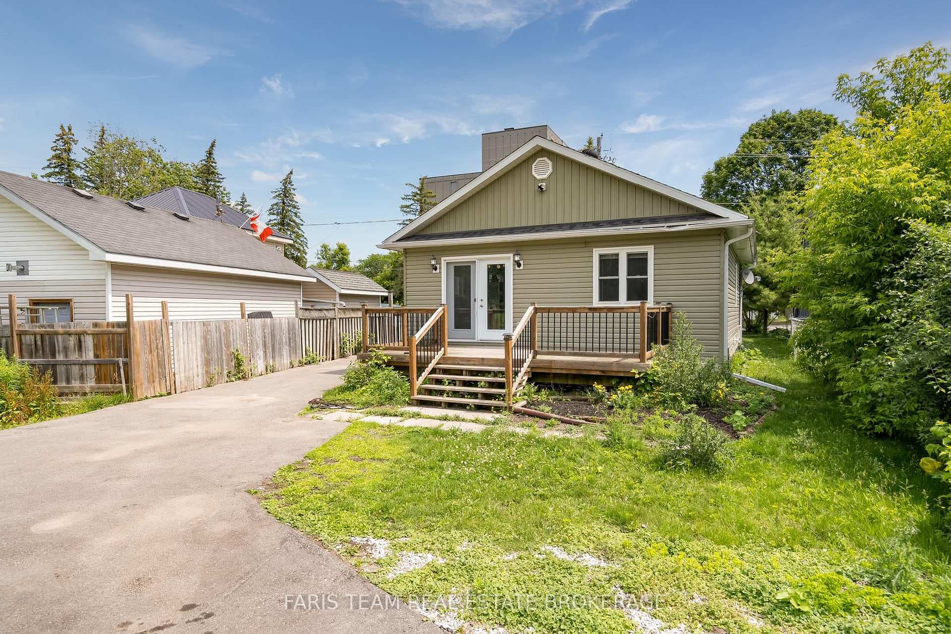 275 Gill Street photo 32
