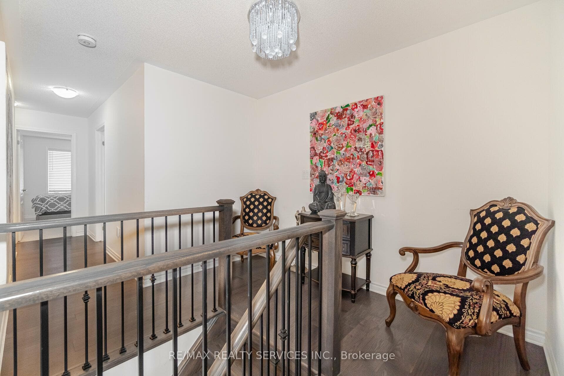 82 Phyllis Drive photo 19