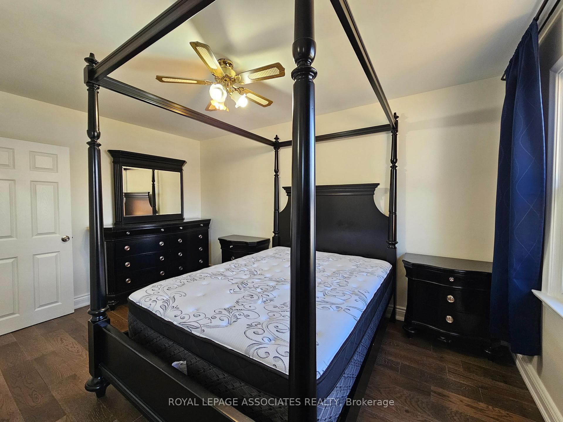 1124 Warden Avenue Unit Main photo 13