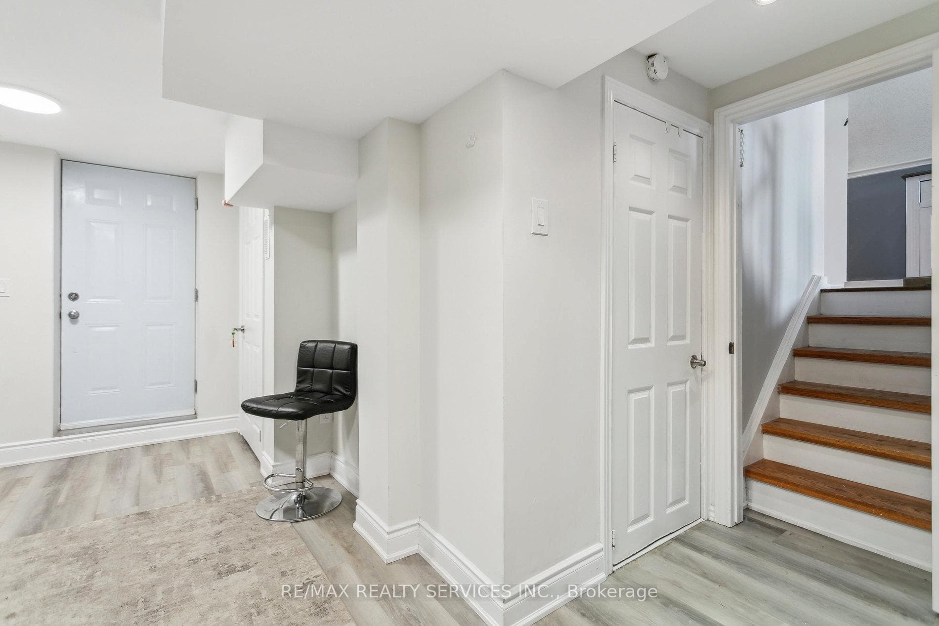 18 Kimbark Drive photo 34