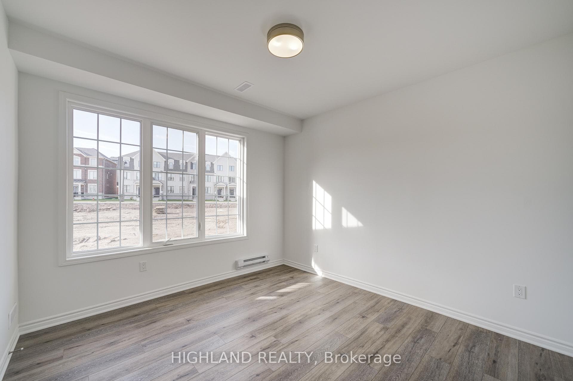 1210 Poppy Gardens Unit 5 photo 5