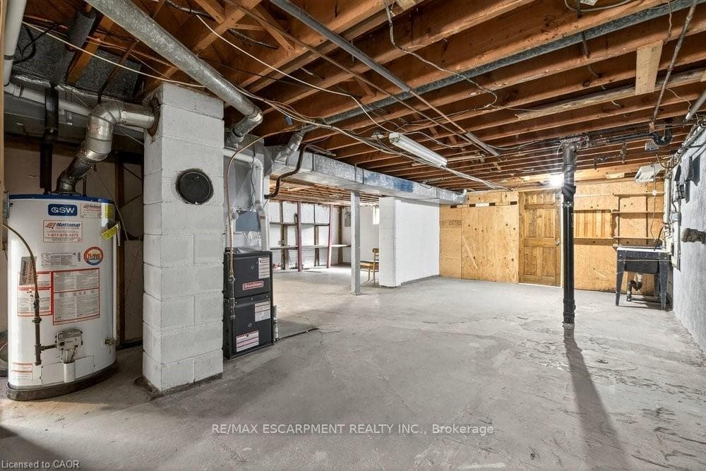 76 MARGARET Avenue photo 18