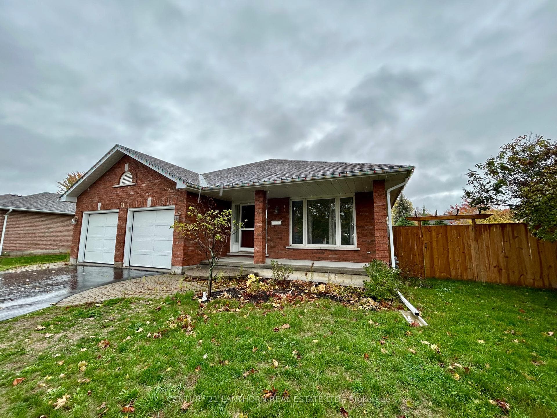 11 Sumac Terrace photo 3