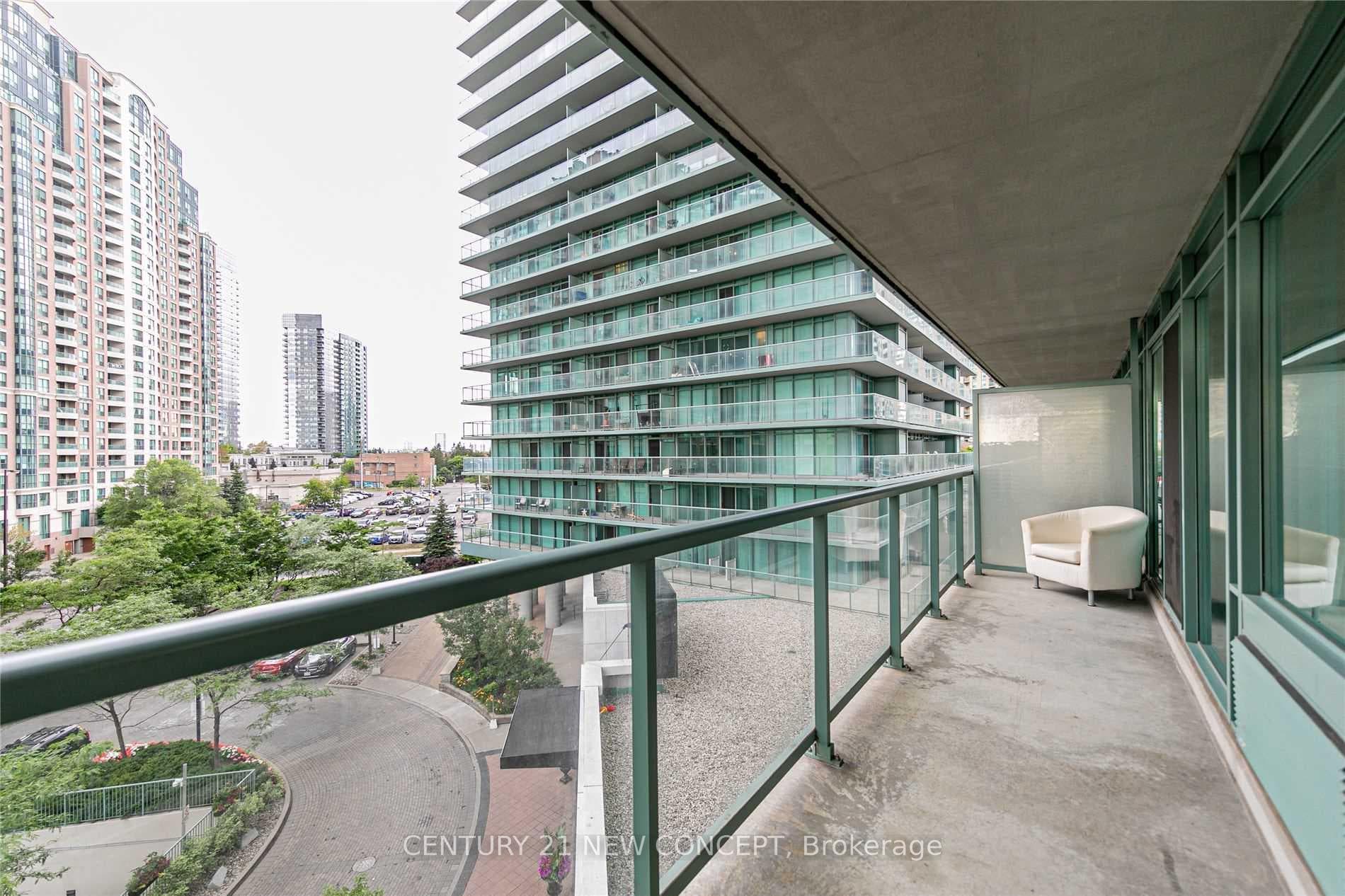 5500 Yonge Street Unit 409 photo 14