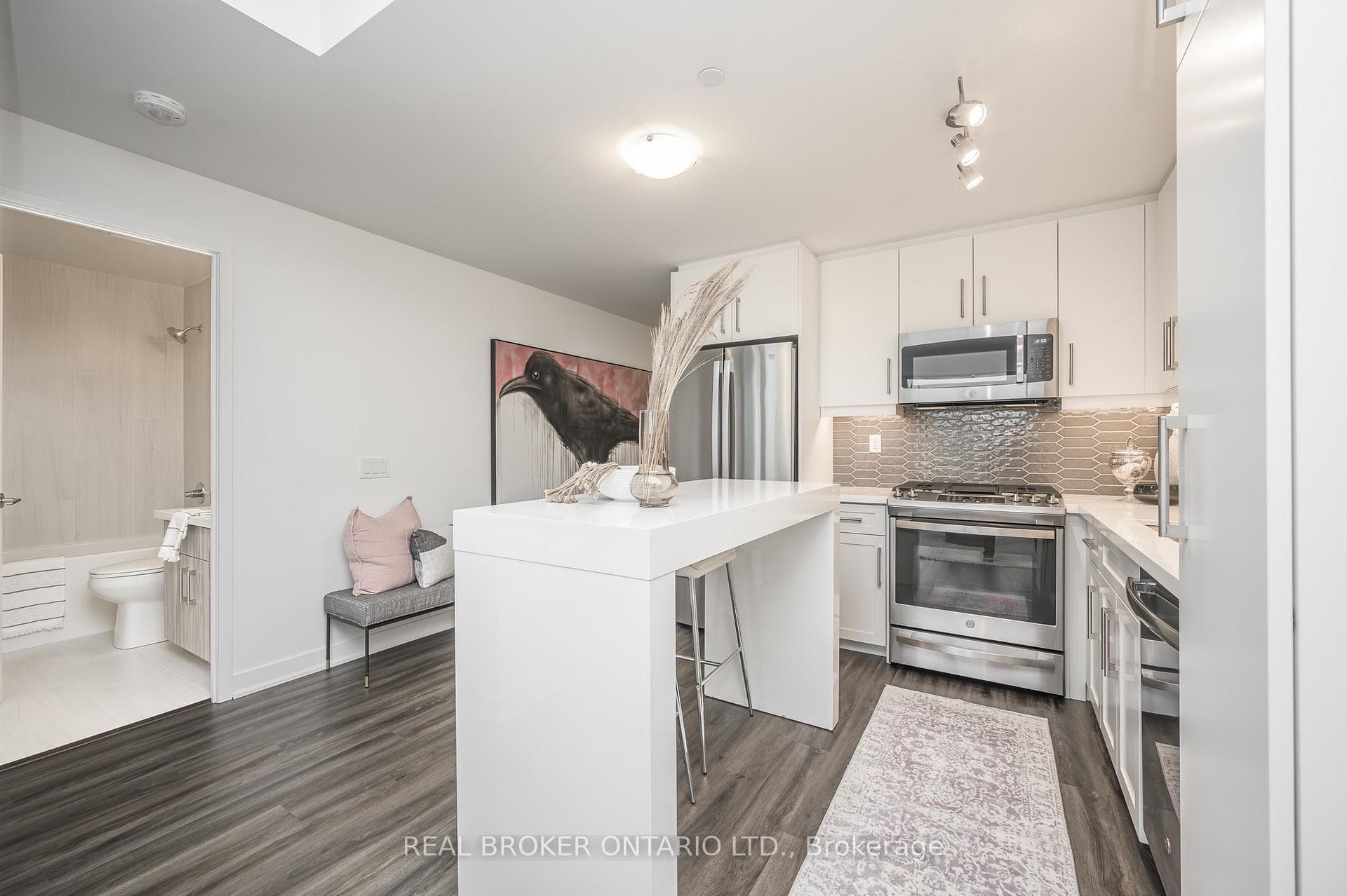 2007 James Street Unit 801 photo 7