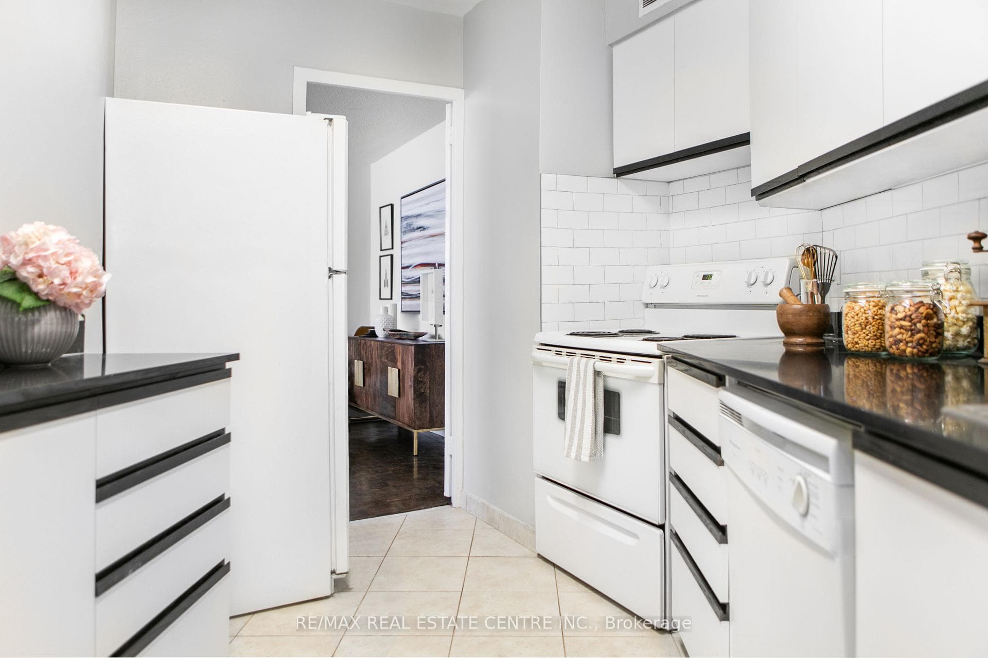 100 Graydon Hall Drive Unit 2309 photo 17