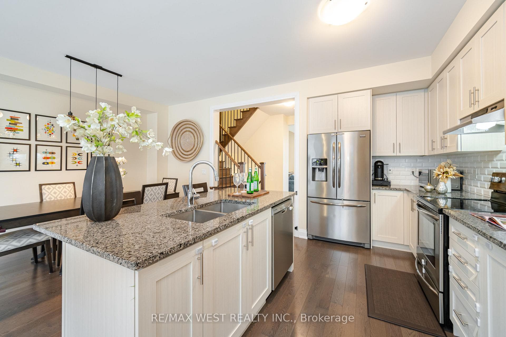 49 Duncombe Lane photo 12