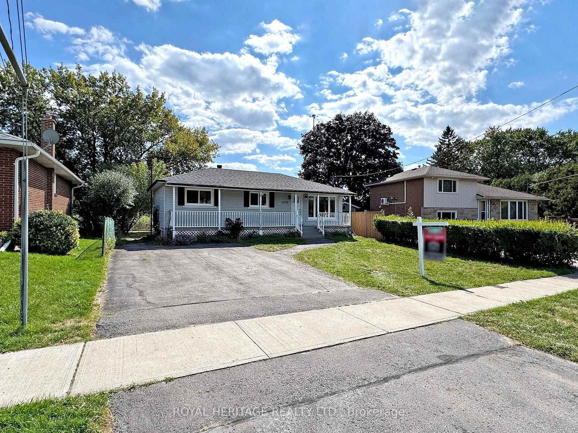 1002 McCullough Drive photo 2